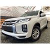 Image 1 : PARKSVILLE- 2021 MITSUBISHI RVR 134526KMS WHITE AWD - J606682