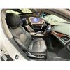 Image 39 : PARKSVILLE - 2014 CADILLAC CTS WHITE 99620 KMS - D190306