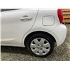 Image 29 : PARKSVILLE - 2017 NISSAN MICRA, WHITE, 113016 KMS, FRONT WHEEL DRIVE. - D249939