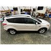 Image 13 : PARKSVILLE - 2015 FORD ESCAPE SE, WHITE, 134711 KMS, FOUR WHEEL DRIVE. - DC70403