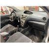 Image 37 : PARKSVILLE - 2007 TOYOTA YARIS GREY 275059 KMS - B012775