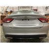 Image 17 : PARKSVILLE - 2015 CHRYSLER 200, SILVER, 200245 KMS, FRONT WHEEL DRIVE. - D718266