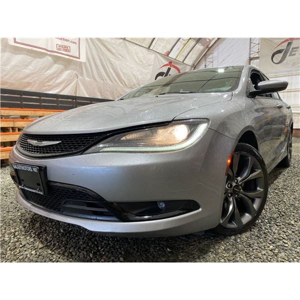 PARKSVILLE - 2015 CHRYSLER 200, SILVER, 200245 KMS, FRONT WHEEL DRIVE. - D718266