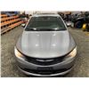 Image 7 : PARKSVILLE - 2015 CHRYSLER 200, SILVER, 200245 KMS, FRONT WHEEL DRIVE. - D718266