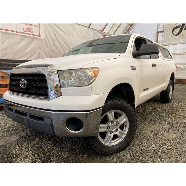 PARKSVILLE-2007 TOYOTA TUNDRA  WHITE 4WD 174281 MILES - D012633