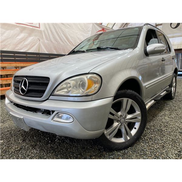PARKSVILLE - 2004 MERCEDES-BENZ ML350 GREY 178648 KMS - B502416