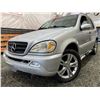 Image 1 : PARKSVILLE - 2004 MERCEDES-BENZ ML350 GREY 178648 KMS - B502416