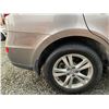 Image 27 : PARKSVILLE - 2011 HYUNDAI SANTA FE GREY 137928 KMS - P038101