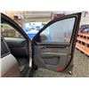 Image 37 : PARKSVILLE - 2011 HYUNDAI SANTA FE GREY 137928 KMS - P038101