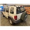 Image 19 : PARKSVILLE - 2003 JEEP LIBERTY WHITE 173625 KMS - B669714