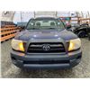 Image 6 : PARKSVILLE - 2005 TOYOTA TACOMA BLUE 174251 KMS - D109554