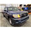 Image 9 : PARKSVILLE - 2005 TOYOTA TACOMA BLUE 174251 KMS - D109554