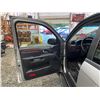 Image 48 : PARKSVILLE - 2005 GMC ENVOY SILVER 294425 KMS - B177581