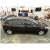 Image 13 : PARKSVILLE - 2017 KIA FORTE BLACK 147078 KMS - B704751