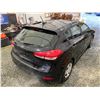 Image 16 : PARKSVILLE - 2017 KIA FORTE BLACK 147078 KMS - B704751