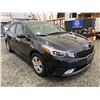 Image 9 : PARKSVILLE - 2017 KIA FORTE BLACK 147078 KMS - B704751
