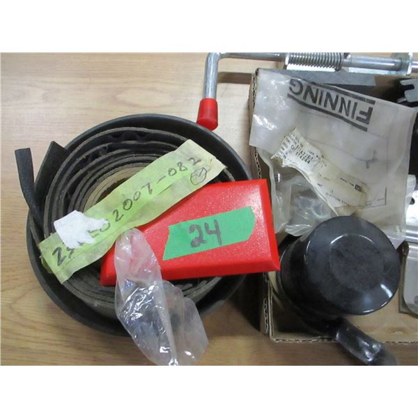BOX C/W GATE LATCH, OIL FILTER, ETC