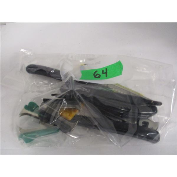 BAG C/W CUTTING KNIVES, STAPLE REMOVERS, ETC