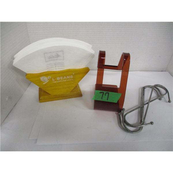 2 NAPKIN HOLDERS, BUNDLE MELITA COFFEE FILTERS, PLANT HANGER HOOKS