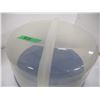 Image 2 : LARGE PLASTIC CAKE SERVER