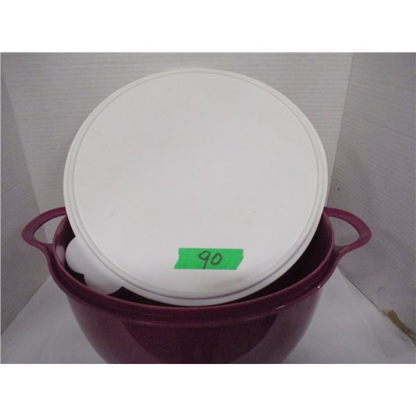 LARGE TUPPERWARE POPCORN BOWL