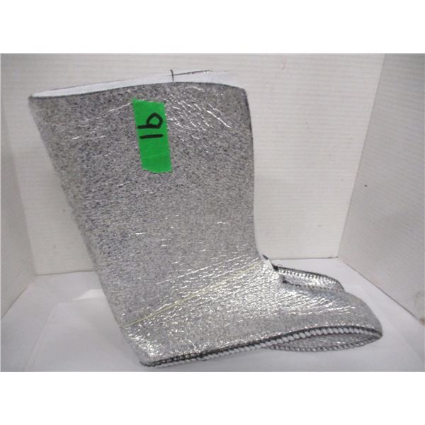 NEW:  FELT LINERS (SIZE 6)