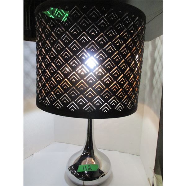 LARGE TABLE LAMP DESIGN SHADE