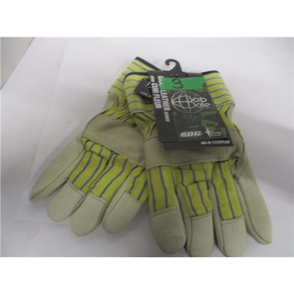 FREIGHT DAMAGE (AS IS):  GRAIN LEATHER GLOVES (SIZE MEDIUM) - PAIR