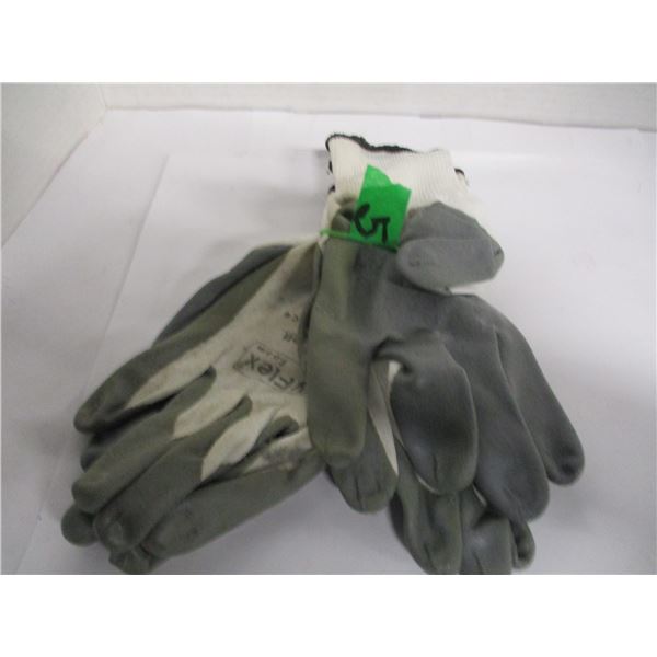 FREIGHT DAMAGE (AS IS):  GRIP GLOVES - 2 PAIR