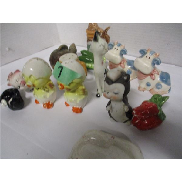 COLLECTABLE:  FLAT C/W APPROX. 6 SETS OF ASSORTED SALT & PEPPER SHAKERS