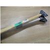 Image 2 : BUNDLE C/W 4 SNOW BRUSHES