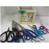 Image 3 : WOOD BOX C/W SCISSORS