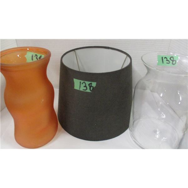 1 LAMP SHADE, 2 GLASS VASES