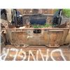 Image 4 : (10963527) 2016 Bobcat Combo BKT 68 Skidsteer Bucket (Needs Repair)