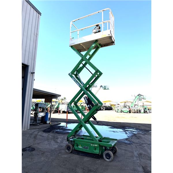 (920431) 2016 JLG Model 1930ES 19-Ft Scissor Lift (Runs & Lifts - See Video)