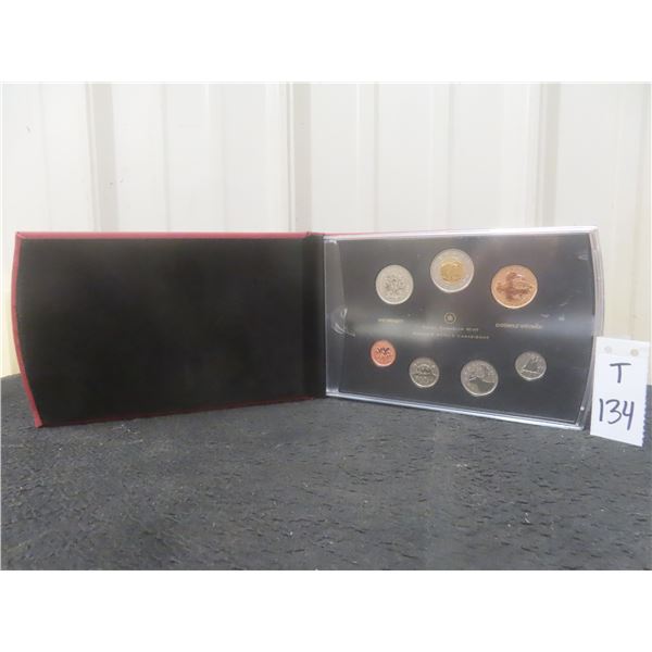 2012 RCM 25th Anniversary of the Loonie Specimen Coin Set in Leatherette Booklet