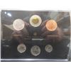 Image 2 : 2014 RCM Ferruginous Hawk Specimen Coin Set in Leatherette Booklet