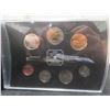 Image 2 : 2001 RCM Specimen Coin Set in Leatherette Booklet