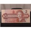 Image 2 : (2) Uncirculated 1986 $2 Canadian Bills