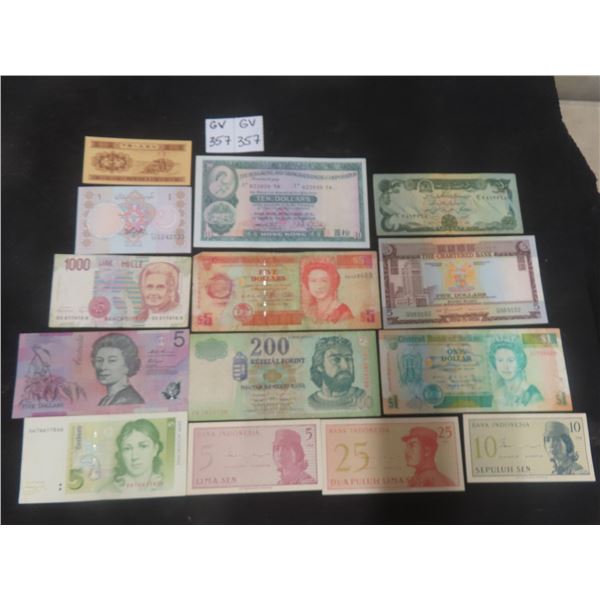 World Currency Paper Money Collection