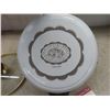 Image 10 : 4 Pyrex Mixing Bowls, Covered Casserole Dishes, and Old Country Roses Formal Cookware With Lid
