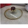 Image 8 : 4 Pyrex Mixing Bowls, Covered Casserole Dishes, and Old Country Roses Formal Cookware With Lid