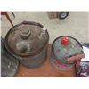 Image 7 : 3 Galvanized Gas Containers With Vintage Chain and Pulley