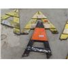 Image 3 : 2 Barricades w/ Extra Pieces, 86 Inches Long