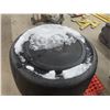Image 4 : Poly Barrel With Snow Fence