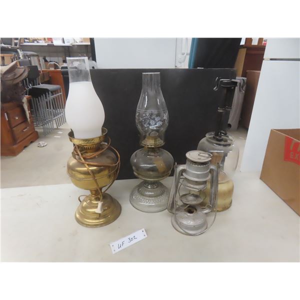 Coal Oil Lamp, Electric Brass Base Oil Looking Lamp 19" Tall, Vintage Coleman Lamp