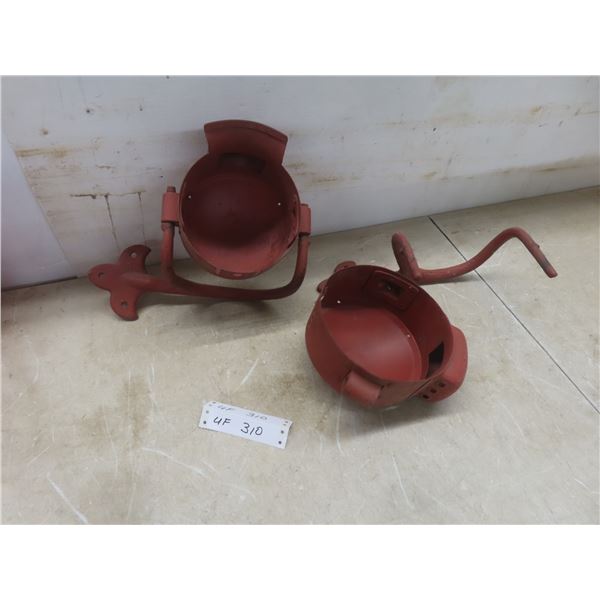 Light Housing with Bracket