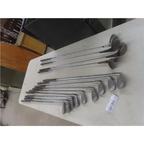 13 Right-Handed Golf Clubs