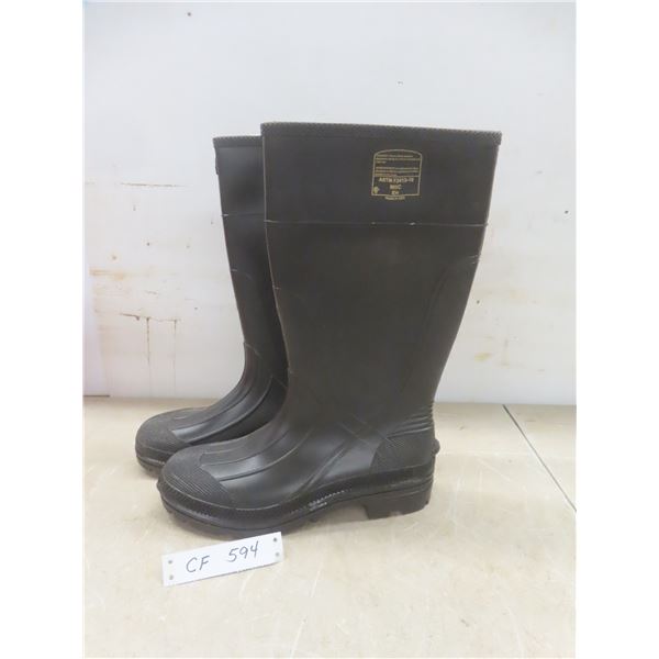 Steel-Toed Rubber Boots, Size 10, NSR