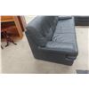Image 3 : Leather/Leather-Style Couch 82" and Love Seat 60"